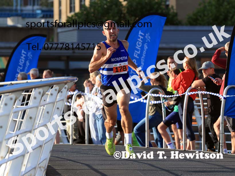 The 2024 Quayside 5k Road Race, Newcastle/Gateshead.  Photo: David T. Hewitson/Sports for All Pics